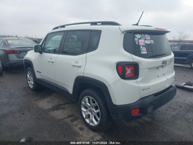 ZACCJBBTXFPC09567 Jeep Renegade Latitude