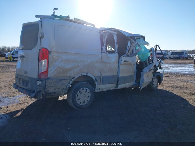 Ford Transit-250 2015 1FTYR1ZM3FKA87426 Image 4