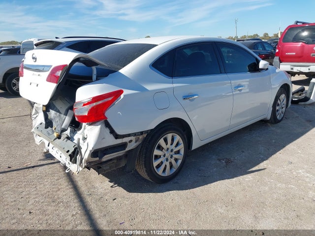 Nissan SENTRA S 2017 3N1AB7AP4HY327749 Image 4