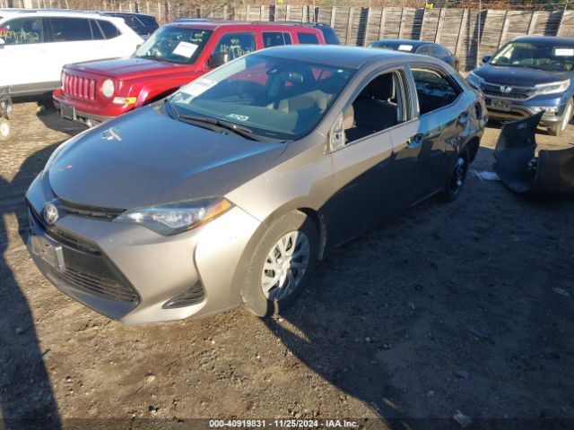 2T1BURHE8JC983907 Toyota COROLLA LE