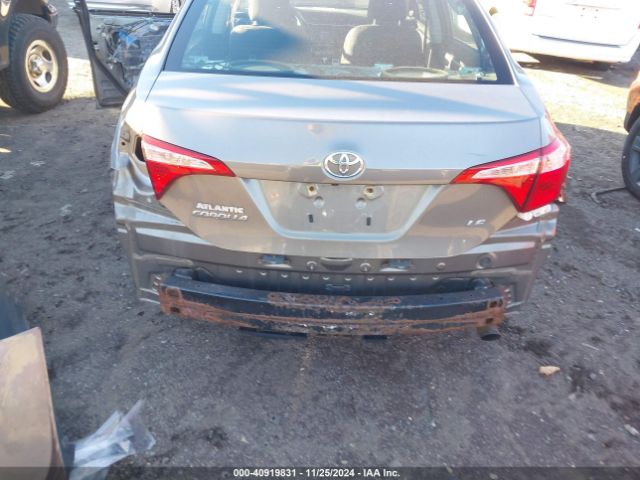 2T1BURHE8JC983907 Toyota COROLLA LE