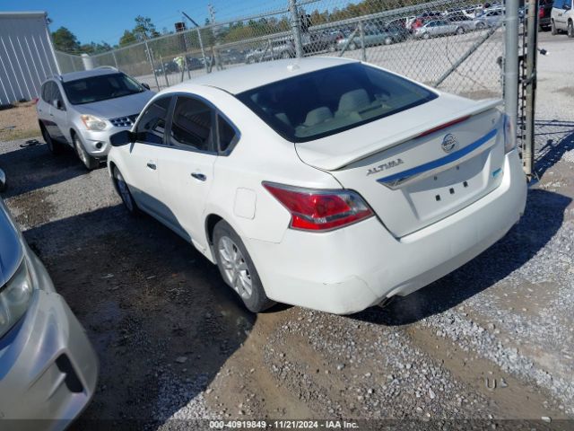 1N4AL3AP3EC139561 Nissan Altima 2.5 S