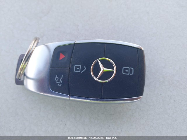 W1N4N4GB6MJ166405 Mercedes-Benz GLA 250