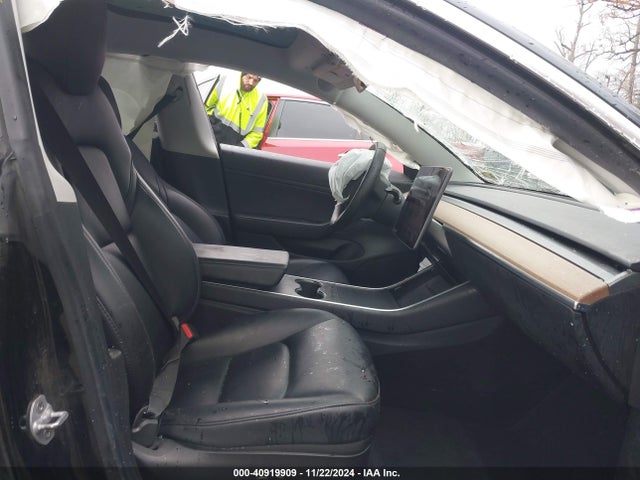 2020 TESLA MODEL 3 5YJ3E1EB5LF600145 Photo 4