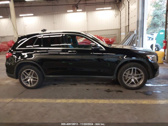 WDC0G4KB7HF157884 Mercedes-Benz Glc 300 4matic