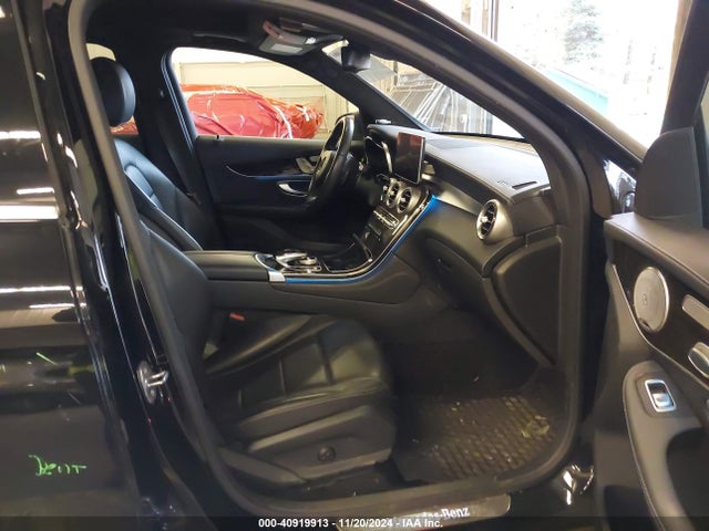 WDC0G4KB7HF157884 Mercedes-Benz Glc 300 4matic