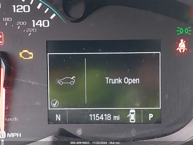 3GNCJNSBXKL282862 Chevrolet TRAX LS