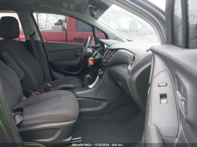 3GNCJNSBXKL282862 Chevrolet TRAX LS