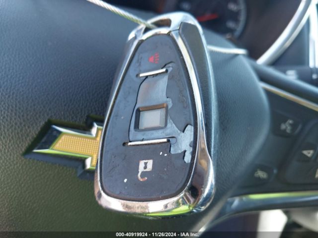 3GNAXJEV4JS581496 Chevrolet EQUINOX LT