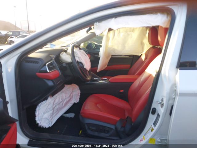 4T1B61HK6JU103836 Toyota CAMRY XSE