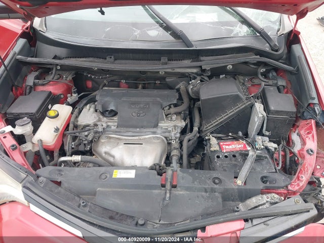 2T3ZFREV8HW330796 Toyota RAV4 LE