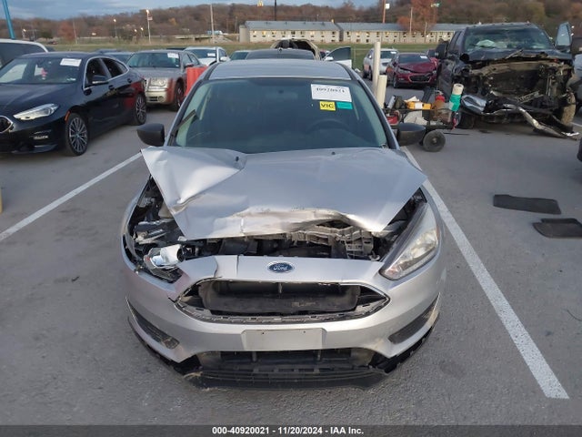 Ford FOCUS S 2017 1FADP3E20HL307998 Image 12