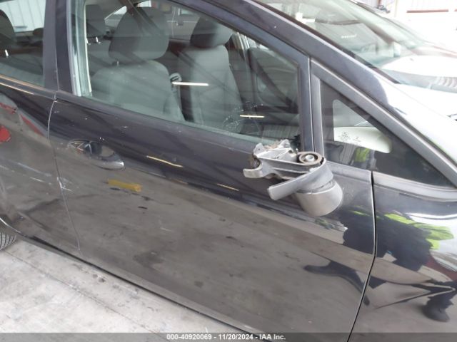 3FADP4BJ2FM138578 Ford FIESTA SE