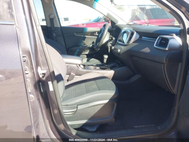 5XYPGDA5XKG448335 KIA Sorento 3.3l Lx