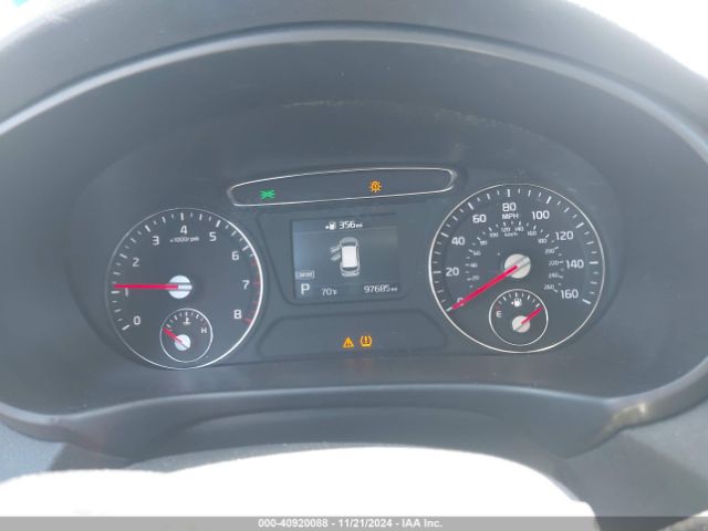 5XYPGDA5XKG448335 KIA Sorento 3.3l Lx