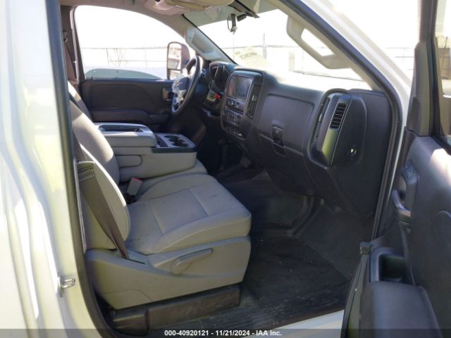 1GB0CUEG4HZ277170 Chevrolet Silverado 2500hd Wt