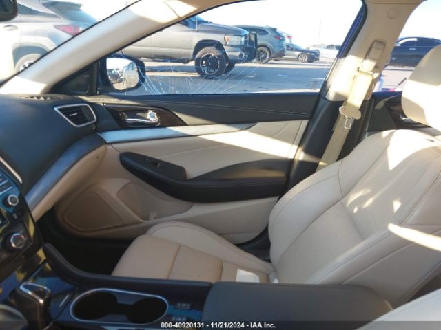 1N4AA6AP0GC375191 Nissan Maxima 3.5 Sl