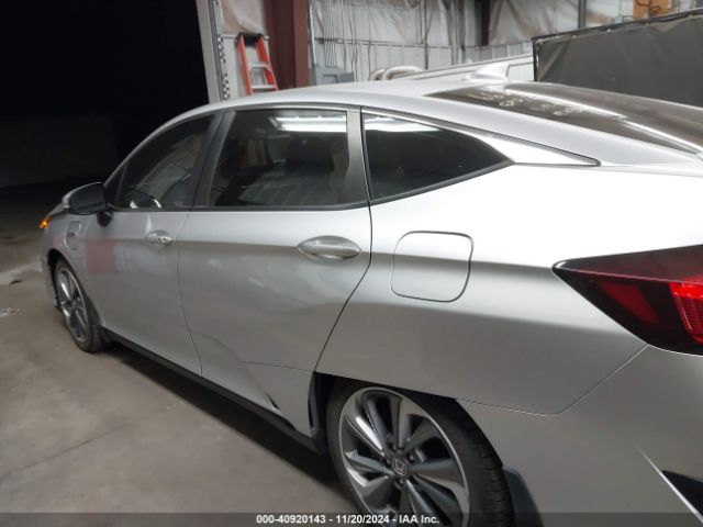 JHMZC5F32JC015692 Honda Clarity Plug-in Hybrid Touring