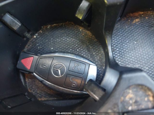 55SWF4JB5FU076449 Mercedes-Benz C 300 Luxury/sport