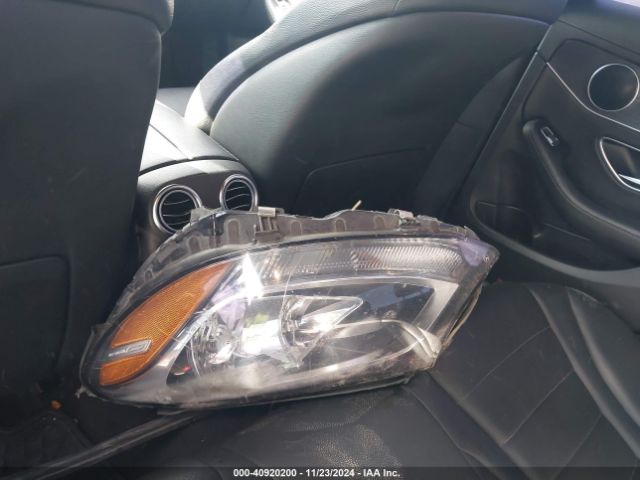 55SWF4JB5FU076449 Mercedes-Benz C 300 Luxury/sport