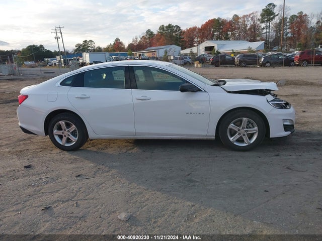 1G1ZB5ST7NF209089 Chevrolet Malibu Fwd Ls