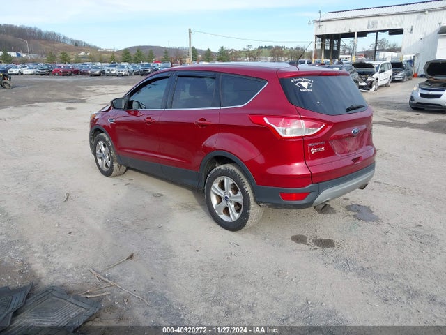 1FMCU9GX9GUC54359 Ford ESCAPE SE