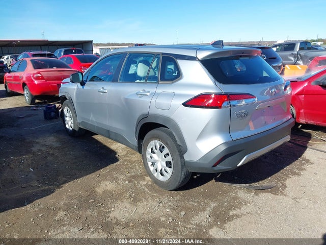 Toyota Corolla Cross L 2022 7MUAAAAG3NV018103 Image 3
