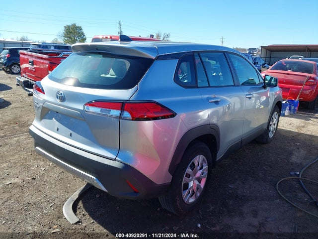 Toyota Corolla Cross L 2022 7MUAAAAG3NV018103 Image 4