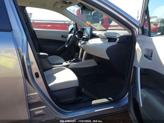 Toyota Corolla Cross L 2022 7MUAAAAG3NV018103 Image 5