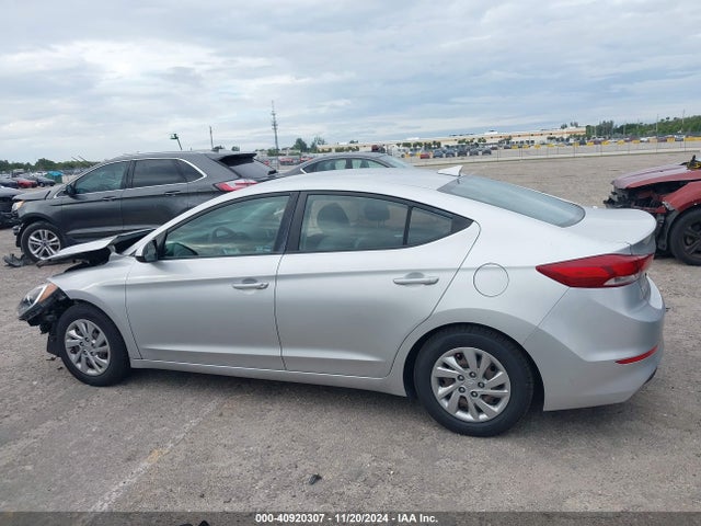 Hyundai ELANTRA SE 2017 KMHD74LF3HU147014 Image 15