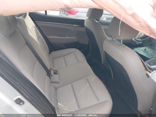 Hyundai ELANTRA SE 2017 KMHD74LF3HU147014 Image 8