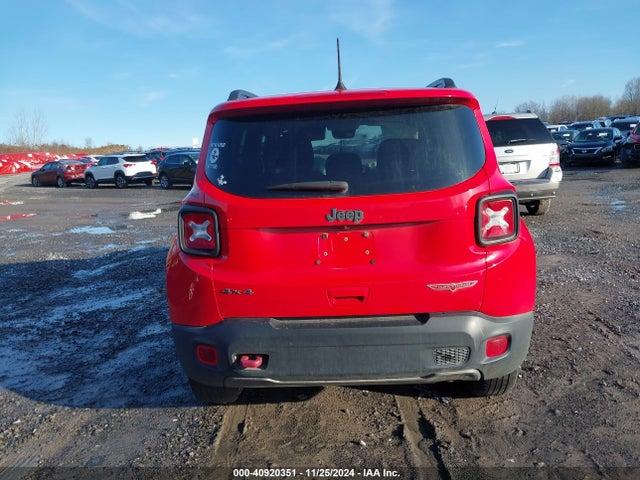 ZACNJDC1XMPM23485 Jeep Renegade Trailhawk 4x4