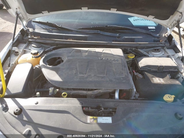 Chrysler 200 C 2015 1C3CCCCG4FN673033 Image 10