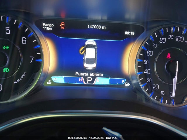 Chrysler 200 C 2015 1C3CCCCG4FN673033 Image 7