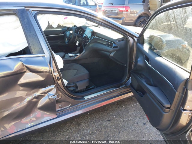 Toyota CAMRY LE 2024 4T1C11AKXRU917836 Image 5