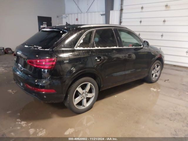 WA1BFCFS3FR001658 Audi Q3 2.0t Premium Plus