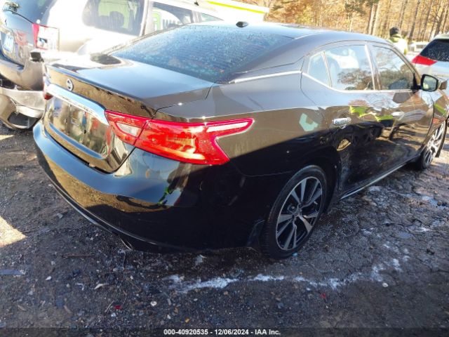 1N4AA6AP8JC395647 Nissan Maxima 3.5 S