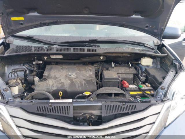 5TDYK3DC6ES506178 Toyota Sienna Xle/limited