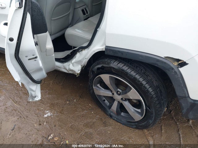 1C4PJLDB0KD143888 Jeep Cherokee Limited Fwd