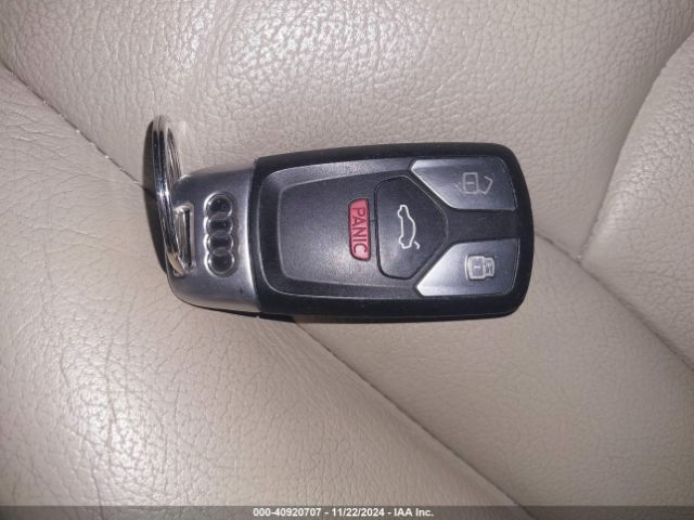 WA1LHAF72KD017193 Audi Q7 45 Premium