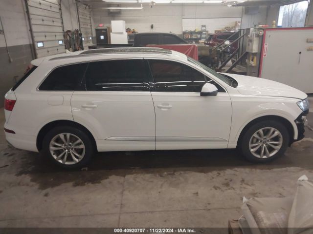 WA1LHAF72KD017193 Audi Q7 45 Premium