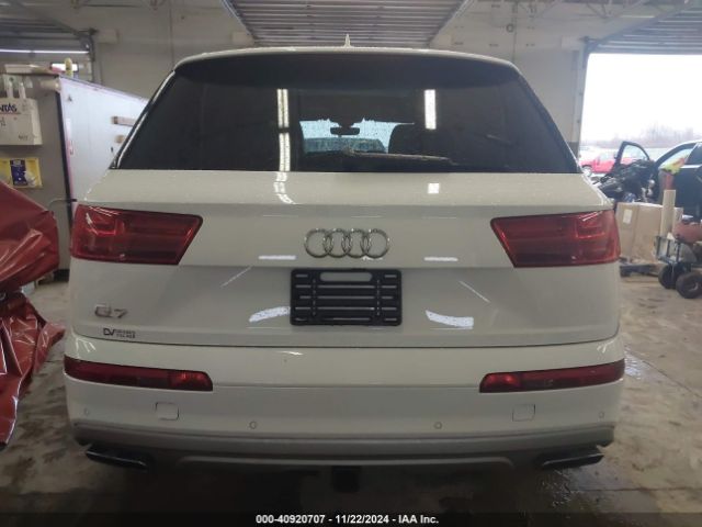 WA1LHAF72KD017193 Audi Q7 45 Premium