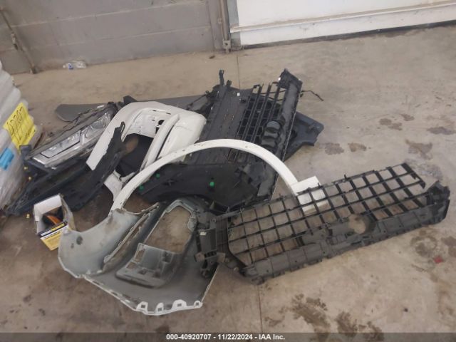 WA1LHAF72KD017193 Audi Q7 45 Premium
