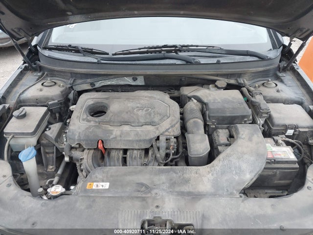 Hyundai SONATA SE 2015 5NPE24AF0FH210877 Image 10