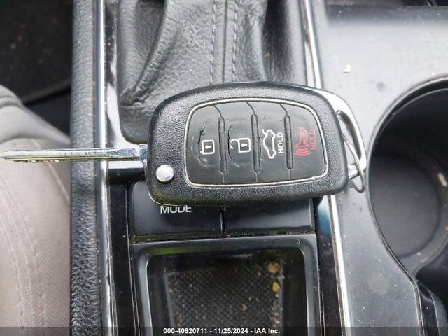 Hyundai SONATA SE 2015 5NPE24AF0FH210877 Image 11