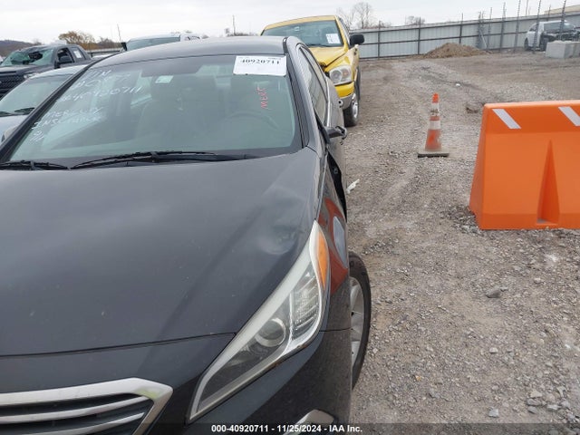 Hyundai SONATA SE 2015 5NPE24AF0FH210877 Image 12