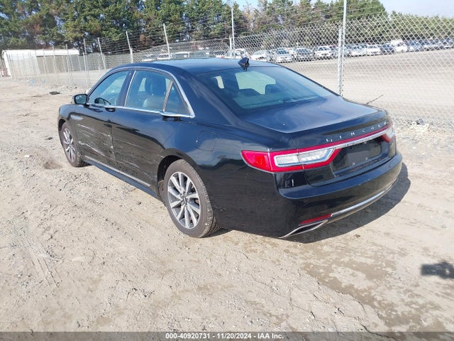1LN6L9HK1J5602515 Lincoln Continental Livery