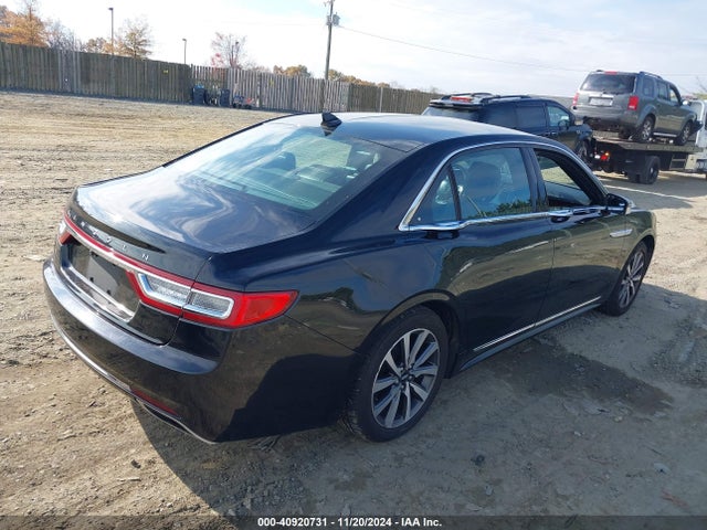 1LN6L9HK1J5602515 Lincoln Continental Livery