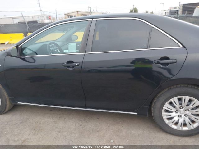 4T1BD1FK7EU134513 Toyota Camry Hybrid Le