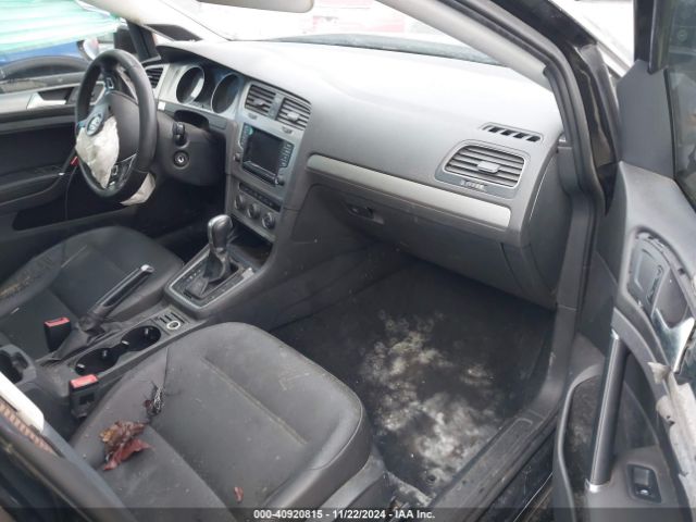 3VW2A7AU9FM030438 Volkswagen Golf Tdi Se 4-door